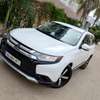 Mitsubishi Outlander 2016 thumb 5