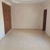 Sacré cœur grand appartement F4 à louer thumb 9