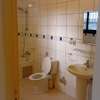VILLA A LOUER AU POINT E thumb 8