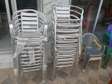 Chaises en métal