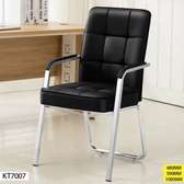 Chaise visiteurs