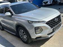 Hyundai Santa Fe essence 4WD nouveau modèle