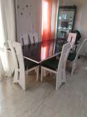 Table à manger2m, Table tv, vaisselier