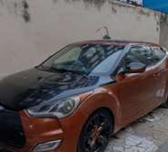 Veloster hyundai