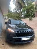 Belle jeep Cherokee à vendre