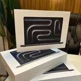 MACBOOK PRO M4 16 POUCES