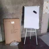 Tableau blanc trépied