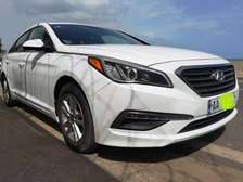 LOCATION HYUNDAI SONATA ESSENCE/AUTOMATIQUE