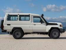 Toyota Land Cruiser HZJ
