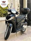 Honda SH, Venant avec ses papiers