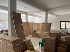 LOCAL COMMERCIAL À LOUER AUX MARISTES