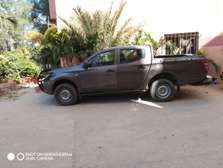 Location Mitsubishi L200