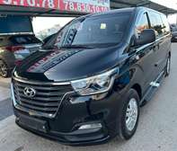 Hyundai Starex Fourgon 5 places manuelle