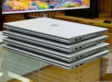 HP elitebook i5  830 G7 tactile