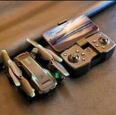CAMERA WIFI AVEC TROIS DETECTEUR DE MVT ET DRONE DEBUTANT