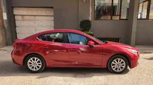 Location Mazda 3