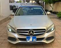 Mercedes-Benz C300 4MATIC