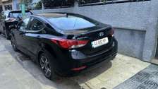 Hyundai Elantra 2016 A LOUER