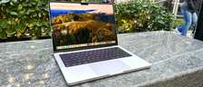 Mac Book Puce  M3 Pro ssd 512 Gb Ram 18 Gb