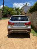 Mitsubishi ASX 4x4 SUV compact gris argenté