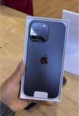 iPhone 16 pro black 128giga neuf descellé