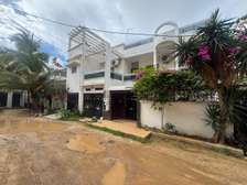 Villa à vendre aux Almadies juste derrière Philippe Moris