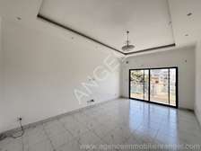 Ref_2771_GL À Louer – Appartement F3 – Amitié 2