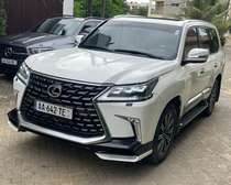 LEXUS LX 570, 2015 8PLACES