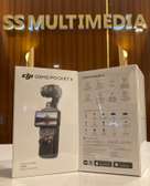 DJI Osmo Pocket 4 Creator Combo