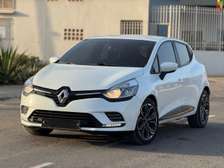 RENAULT CLIO 2019