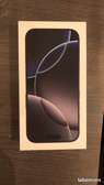 iPhone 16 pro 256giga neuf scellé