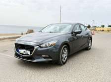 Location Mazda 3 2018