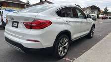 BMW X4 X LINE