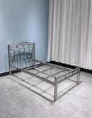 Lit une place pour adulte et enfant