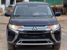 Mitsubishi outlander se