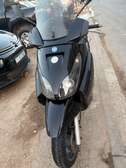 Piaggio X7 2000