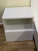 Lit et 2 commodes blanc