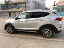 Hyundai tucson SE 2017 automatique ésance 4 cilinder 2.0