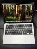 MacBook Air M4 2025