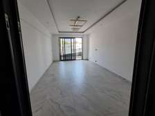 BUREAUX TYPE F4 A LOUER AUX ALMADIES