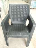 Chaise plastique  robuste