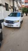 FORD ESCAPE CARRE BLANCE
