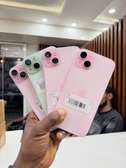 iPhone 13 rose double caméra neuf prêt à l'emploi