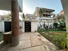 Villa haut standing 540 m² - Sotrac Mermoz