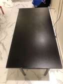 Table pliante et chaises
