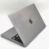 MacBook pro 2020 i7 16go/512go