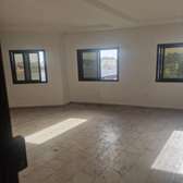 Grand appartement a louer sur la vdn de Yoff