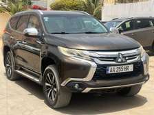 Mitsubishi pajero Diesel Full option