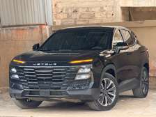 Jetour SUV 5 portes noir avec éclairage LED avant