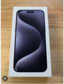 iPhone 15 simple